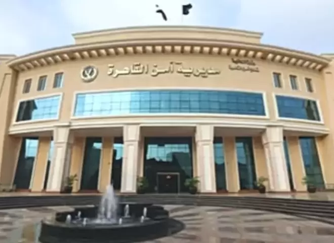 مصدر أمنى ينفي صحة مزاعم متداوله عن معاناة أحد المتهمين المحبوسين بأحد أقسام الشرطة بالقاهرة من إصابته بمرض الدرن دون تقديم العلاج اللازم له
